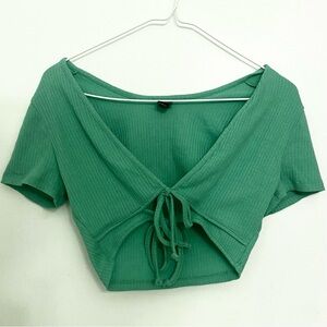 NWT Wild Fable Multiple Ways To Wear Crop Top S Vibrant Green